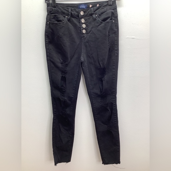 Angel Kiss Size 5/27 4 Button Closure Black Ripped Jeans. Preowned - Picture 1 of 6